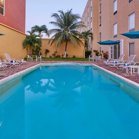 City Express Junior By Marriott Cancún Exterior foto
